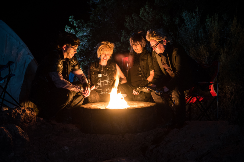 Illustration for article titled Final Fantasy XV Cosplay Gets Back To Nature